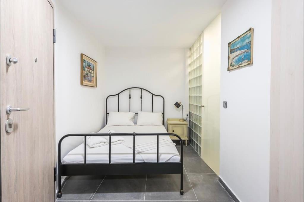 4u Sweet Retreat In Pagrati By Metro Apartment Athens